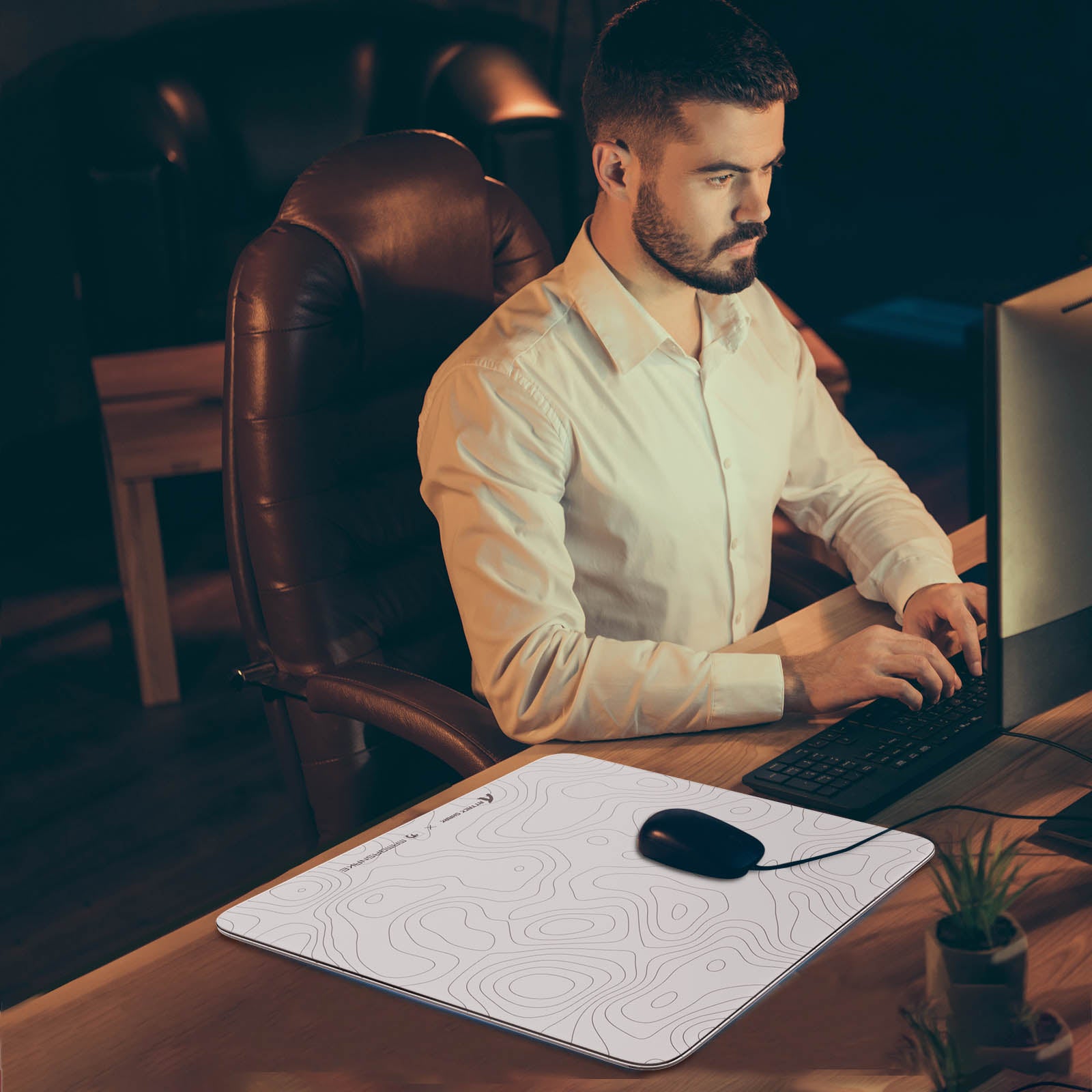 Man using ATTACK SHARK CM05 mouse pad with contoured design
